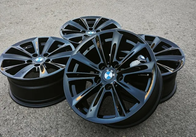Bmw 17 coll – 2. kép